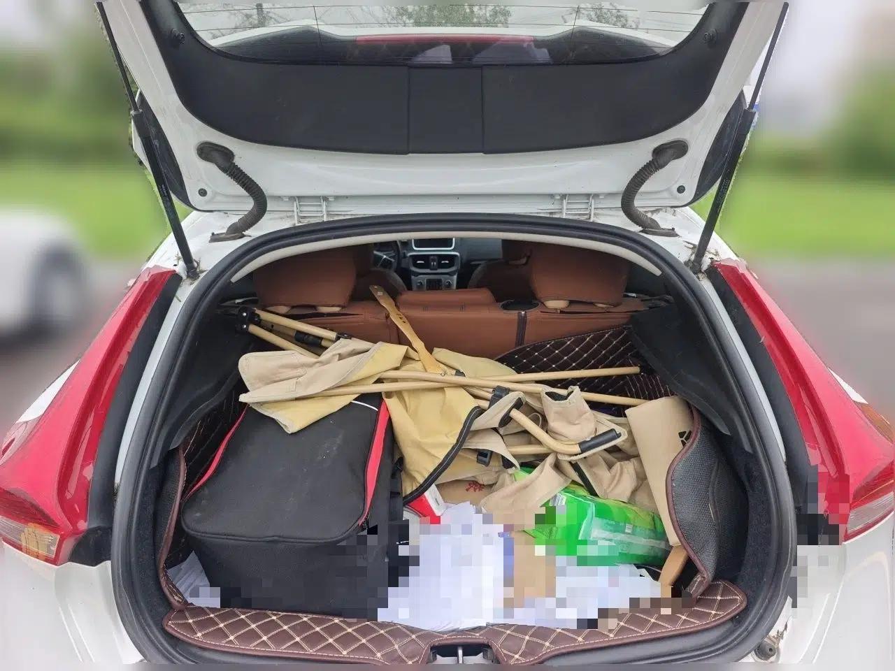 Volvo V40 2017 T3 Zhiya Edition — миниатюра 19