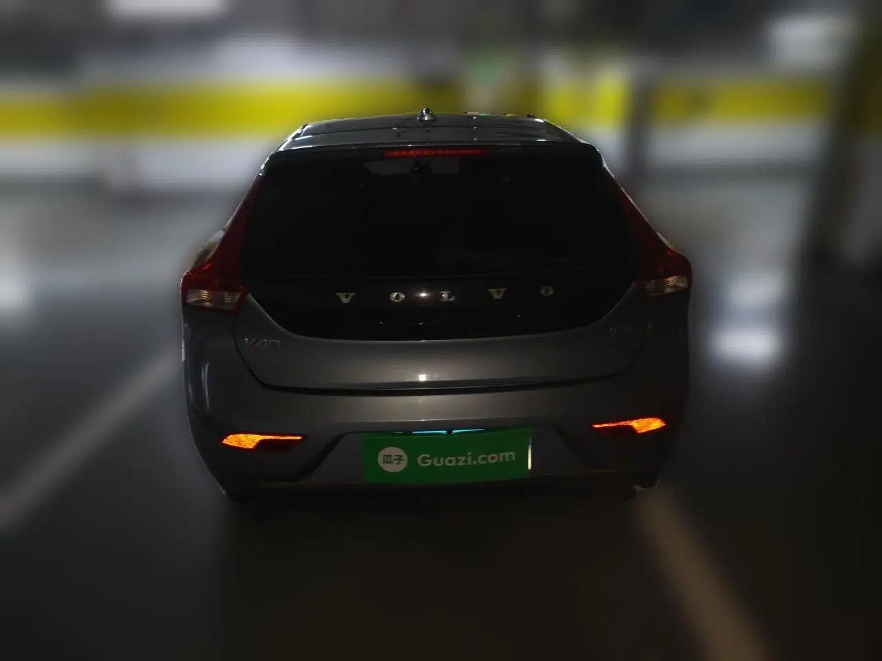 Volvo V40 2018 T3 Zhiyi Edition — миниатюра 5