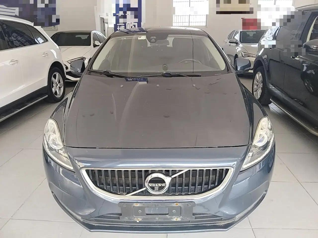 Volvo V40 2017 T3 Smart Edition — миниатюра 2