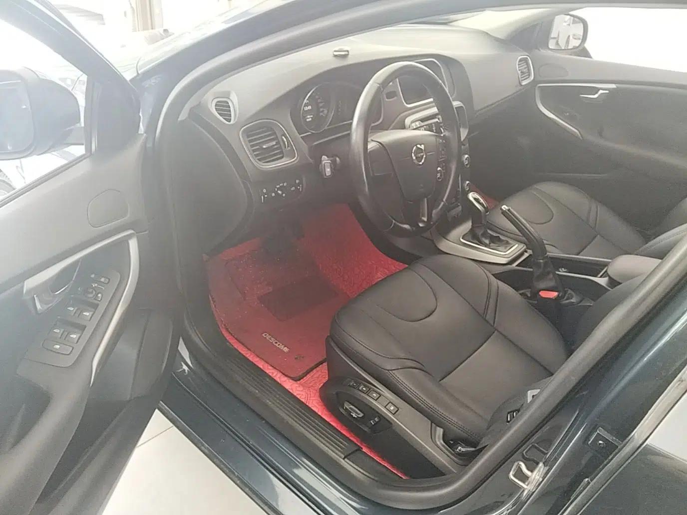 Volvo V40 2017 T3 Smart Edition — миниатюра 18