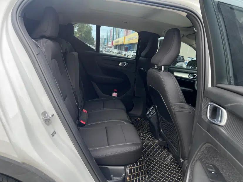 Volvo XC40 2022 T4 Four-Wheel Drive Smart & Stylish Edition — миниатюра 17