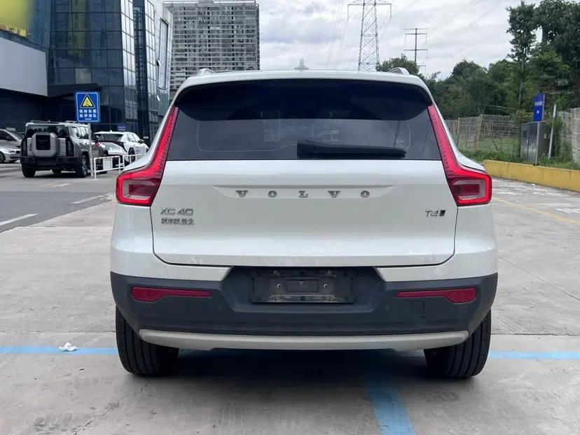 Volvo XC40 2022 T4 Four-Wheel Drive Smart & Stylish Edition — миниатюра 6
