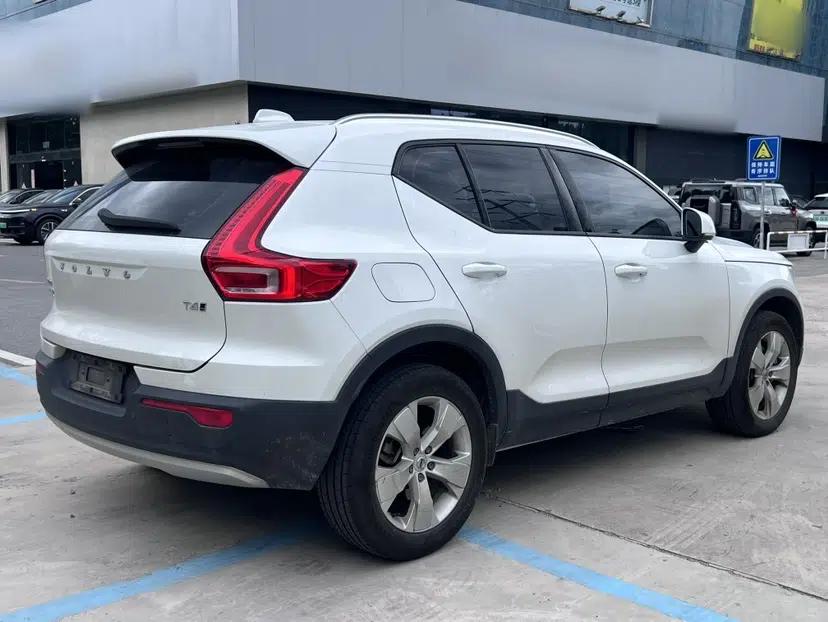 Volvo XC40 2022 T4 Four-Wheel Drive Smart & Stylish Edition — миниатюра 7