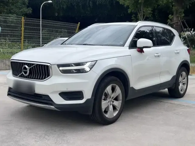 Volvo XC40 2022 T4 Four-Wheel Drive Smart & Stylish Edition