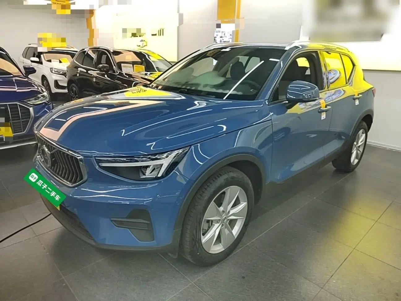 Volvo XC40 2023 B3 Smart & Stylish Edition — миниатюра 1