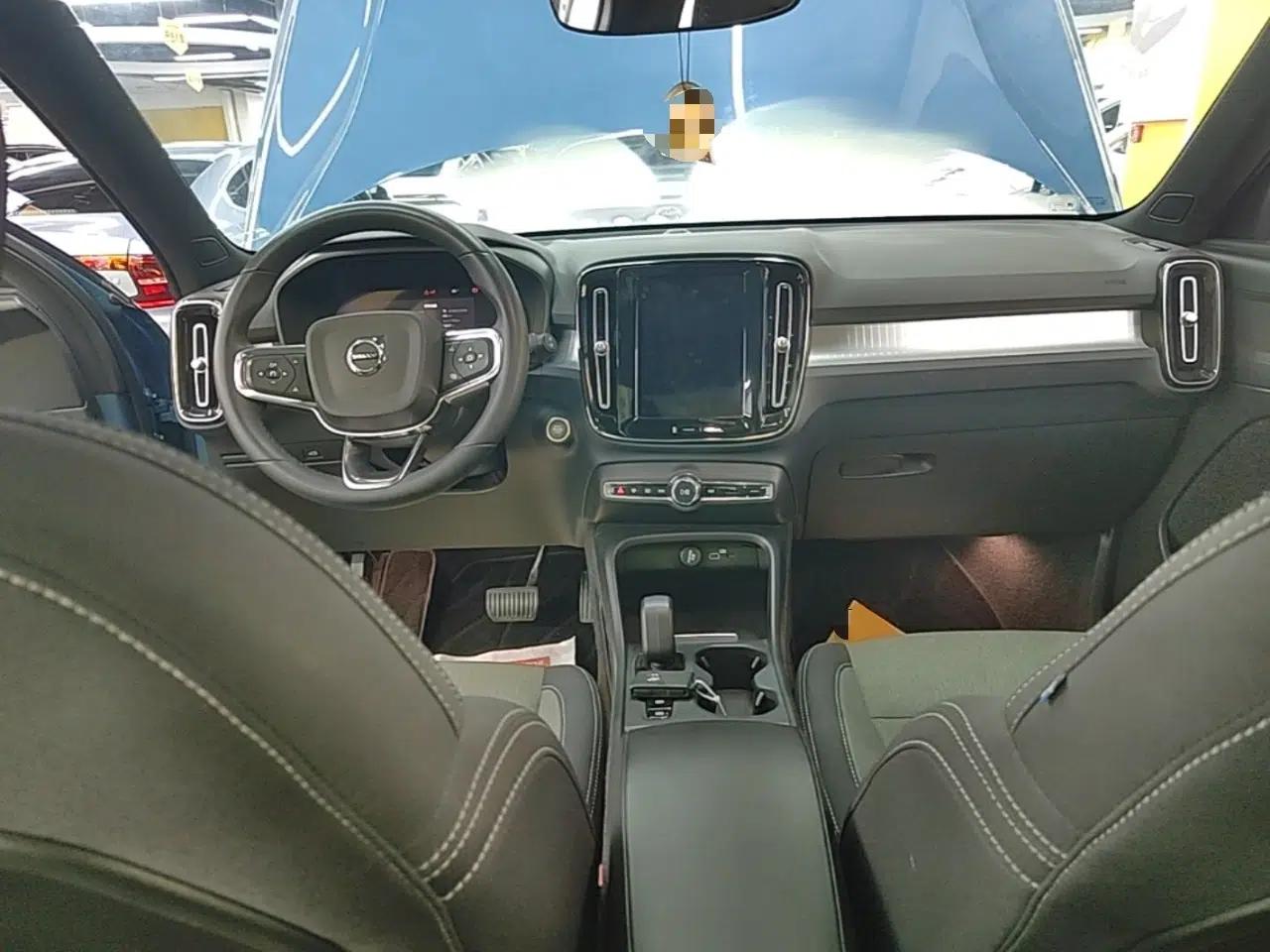 Volvo XC40 2023 B3 Smart & Stylish Edition — миниатюра 17