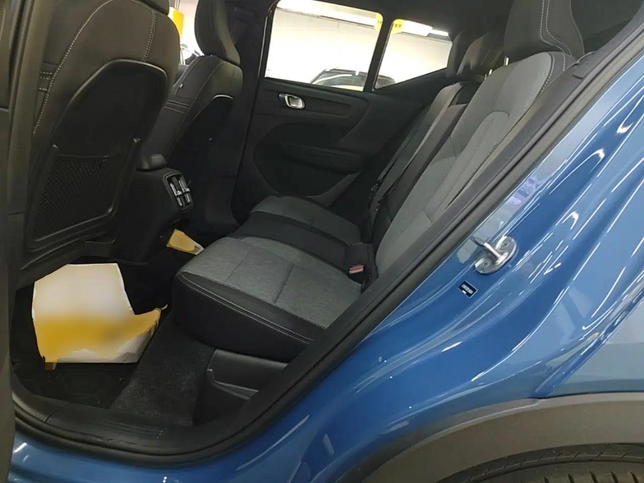 Volvo XC40 2023 B3 Smart & Stylish Edition — миниатюра 25
