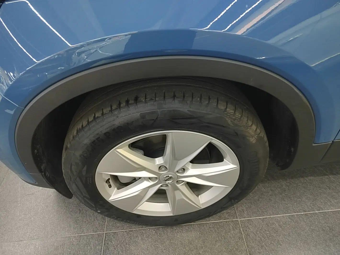 Volvo XC40 2023 B3 Smart & Stylish Edition — миниатюра 10