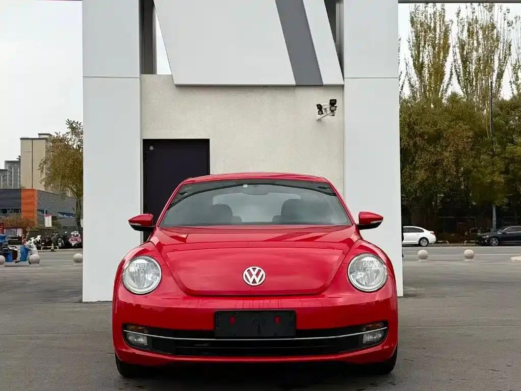 2016 Volkswagen Beetle 180TSI Club Edition — миниатюра 2