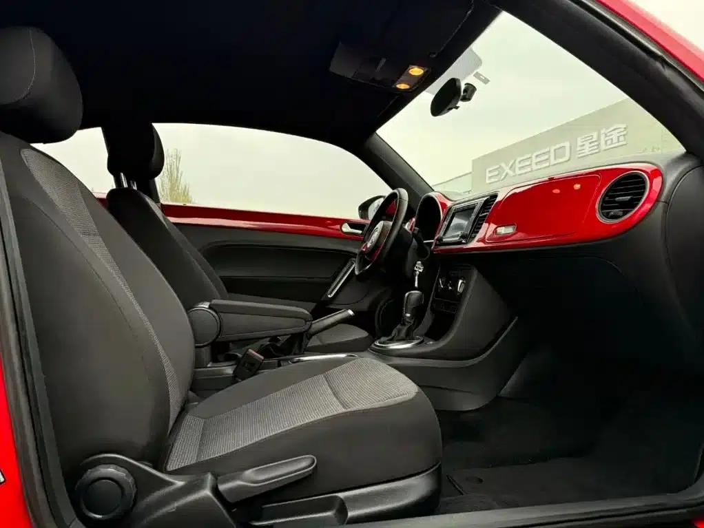2016 Volkswagen Beetle 180TSI Club Edition — миниатюра 6