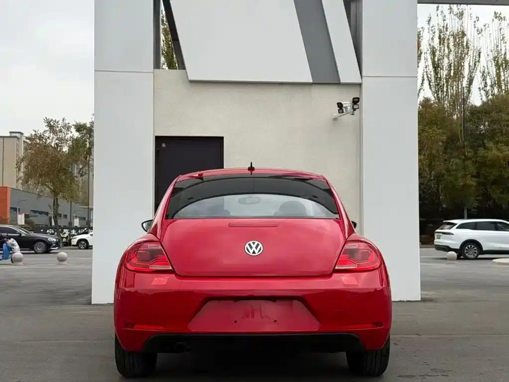 2016 Volkswagen Beetle 180TSI Club Edition — миниатюра 8