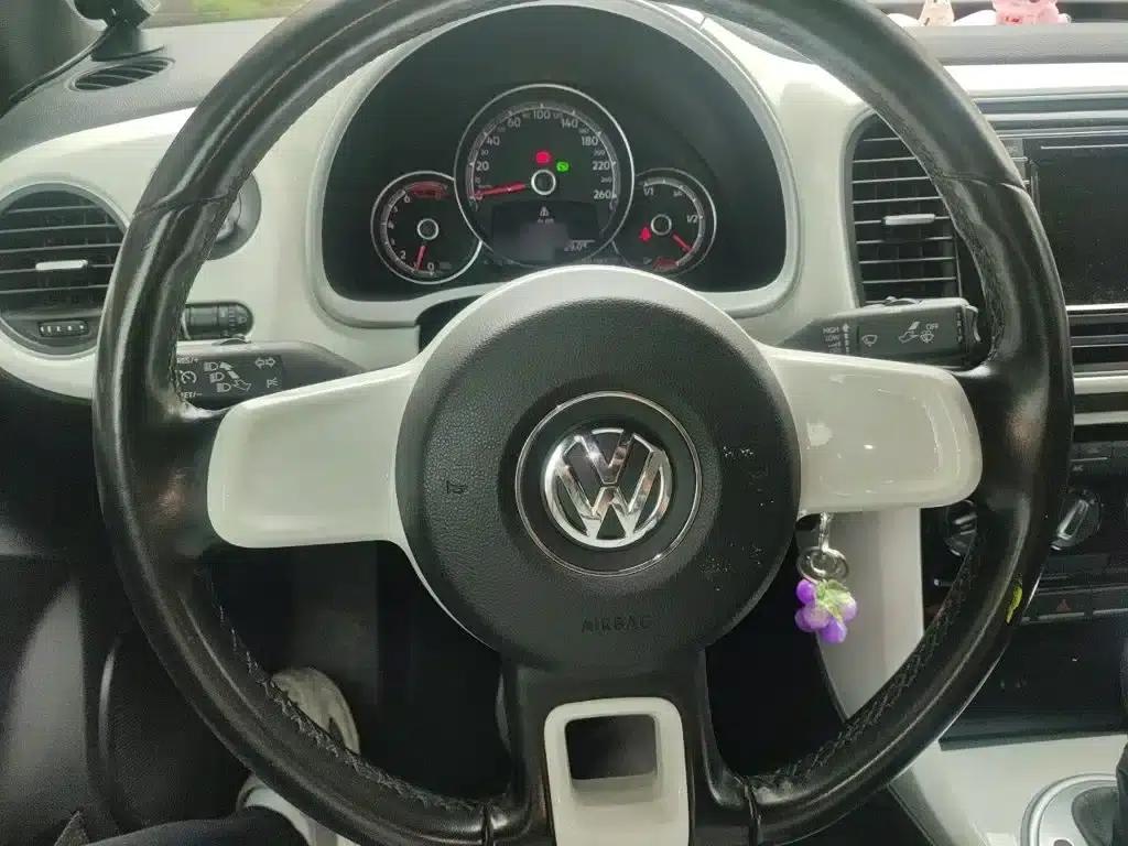 2017 Volkswagen Beetle 180TSI Comfort Edition — миниатюра 3
