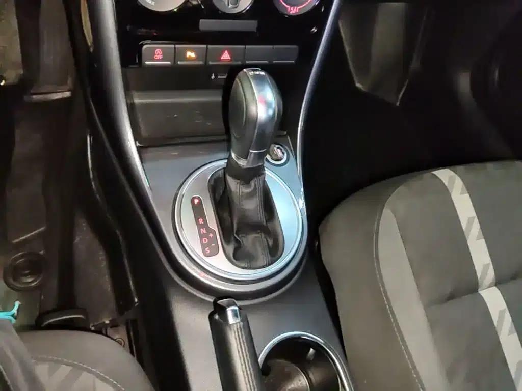 2017 Volkswagen Beetle 180TSI Comfort Edition — миниатюра 14