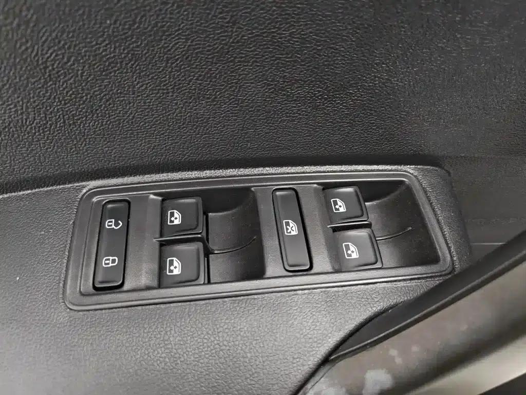 Santana 2019 1.5L Manual Fashion Edition (National VI Emission Standard) — миниатюра 9