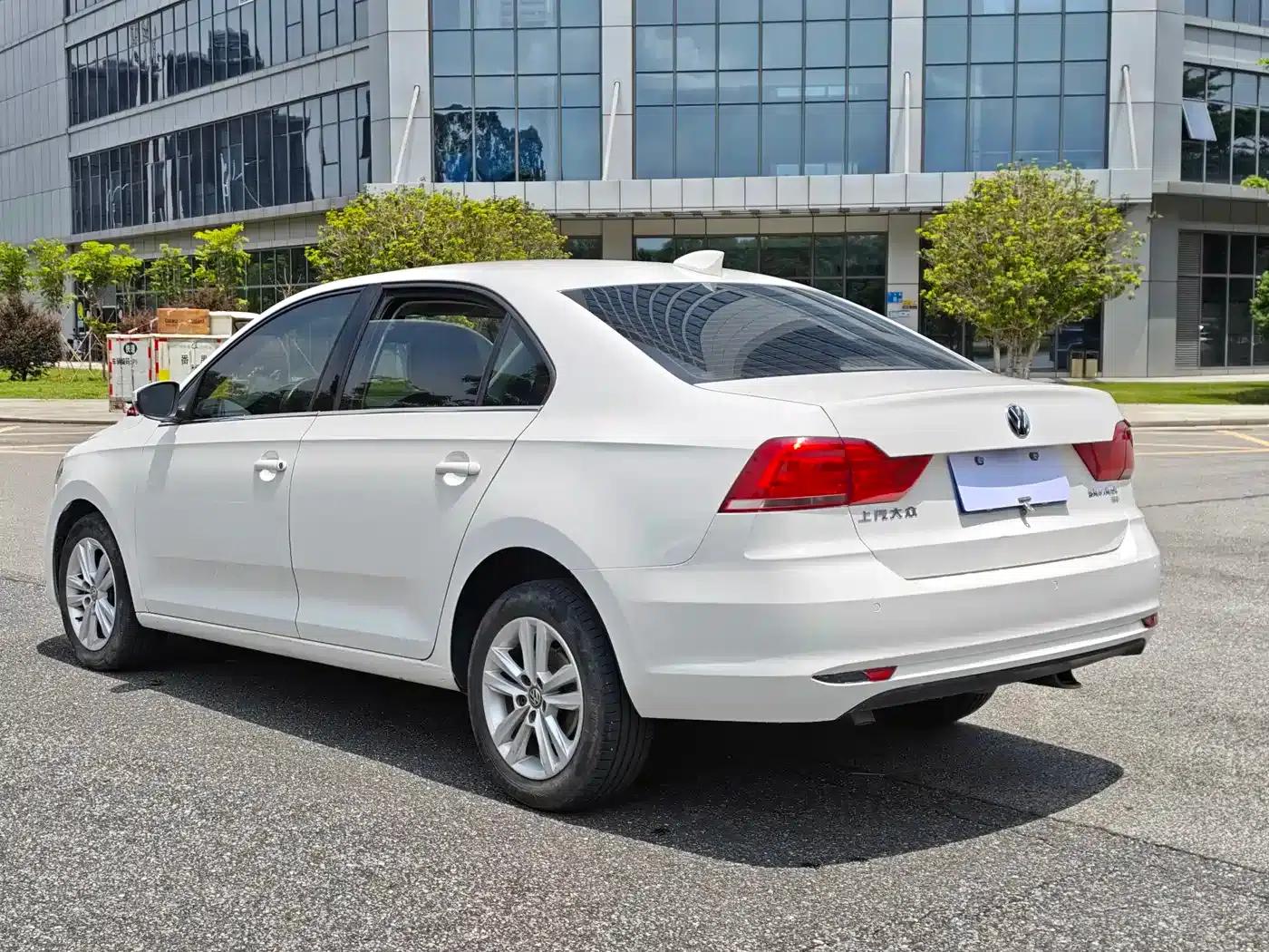 Santana 2016 1.6L Automatic Comfort Edition — миниатюра 13