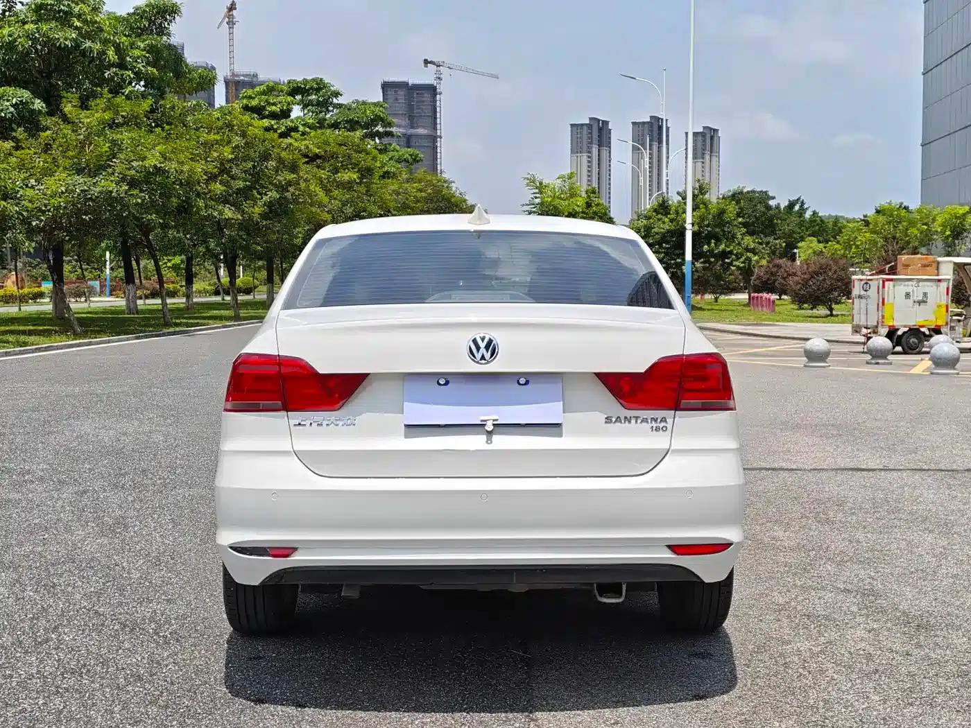 Santana 2016 1.6L Automatic Comfort Edition — миниатюра 14