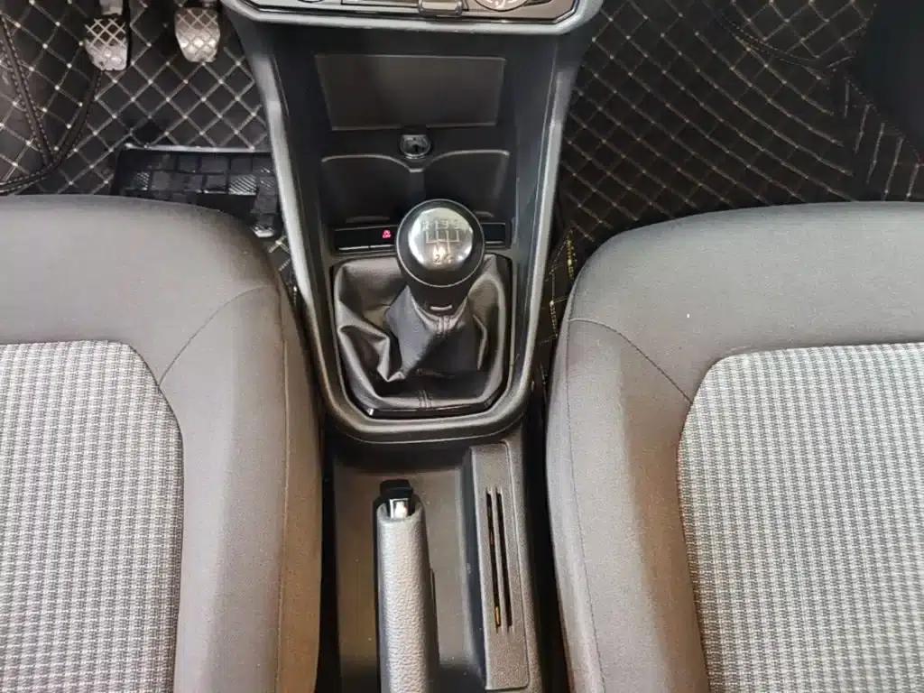 Santana 2019 1.5L Manual Fashion Edition (National VI Emission Standard) — миниатюра 14