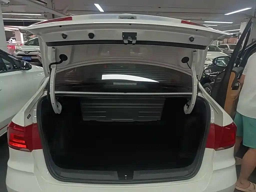Santana 2021 1.5L Automatic Fashion Edition — миниатюра 19