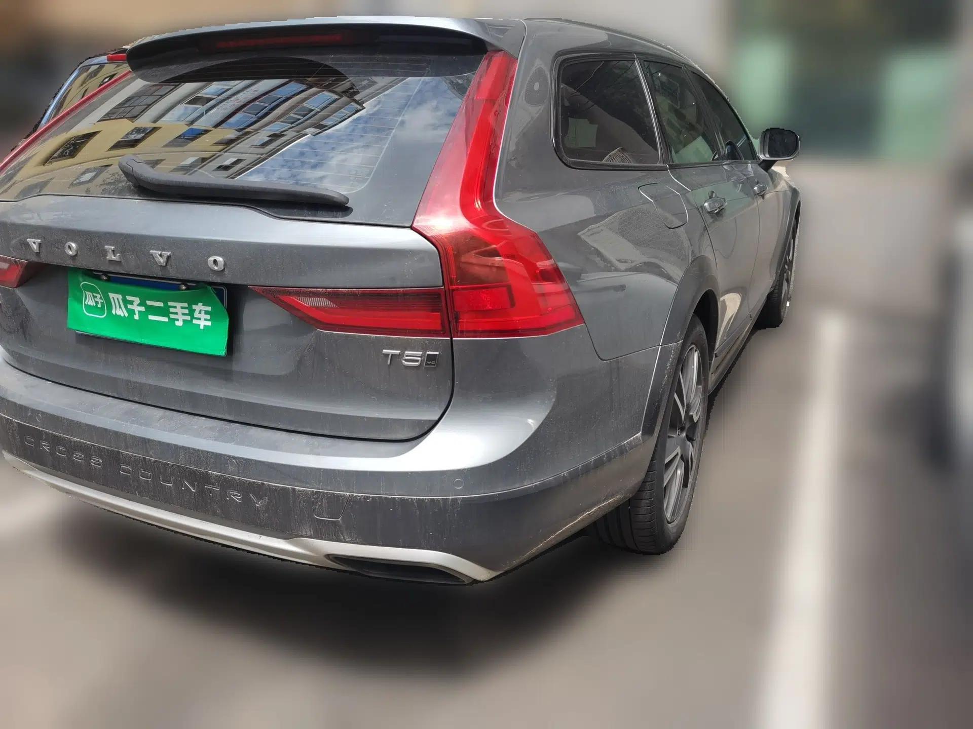 Volvo V90 2020 Cross Country T5 AWD Smart Range Edition — миниатюра 6