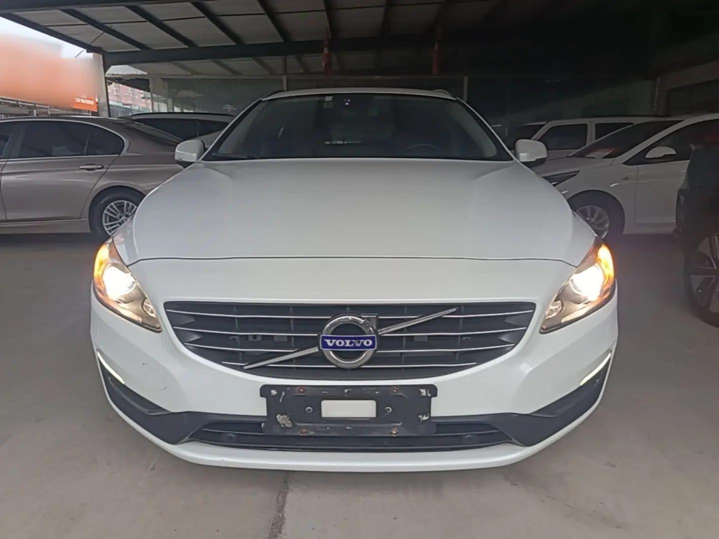 Volvo V60 2015 T5 Zhiya Edition — миниатюра 2