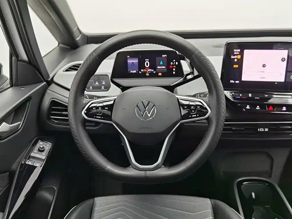 Volkswagen ID.3 2024 Outstanding Edition — миниатюра 11