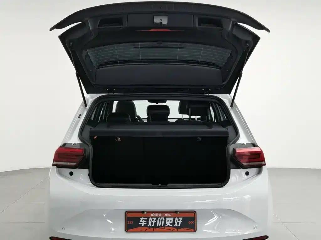 Volkswagen ID.3 2024 Outstanding Edition — миниатюра 16