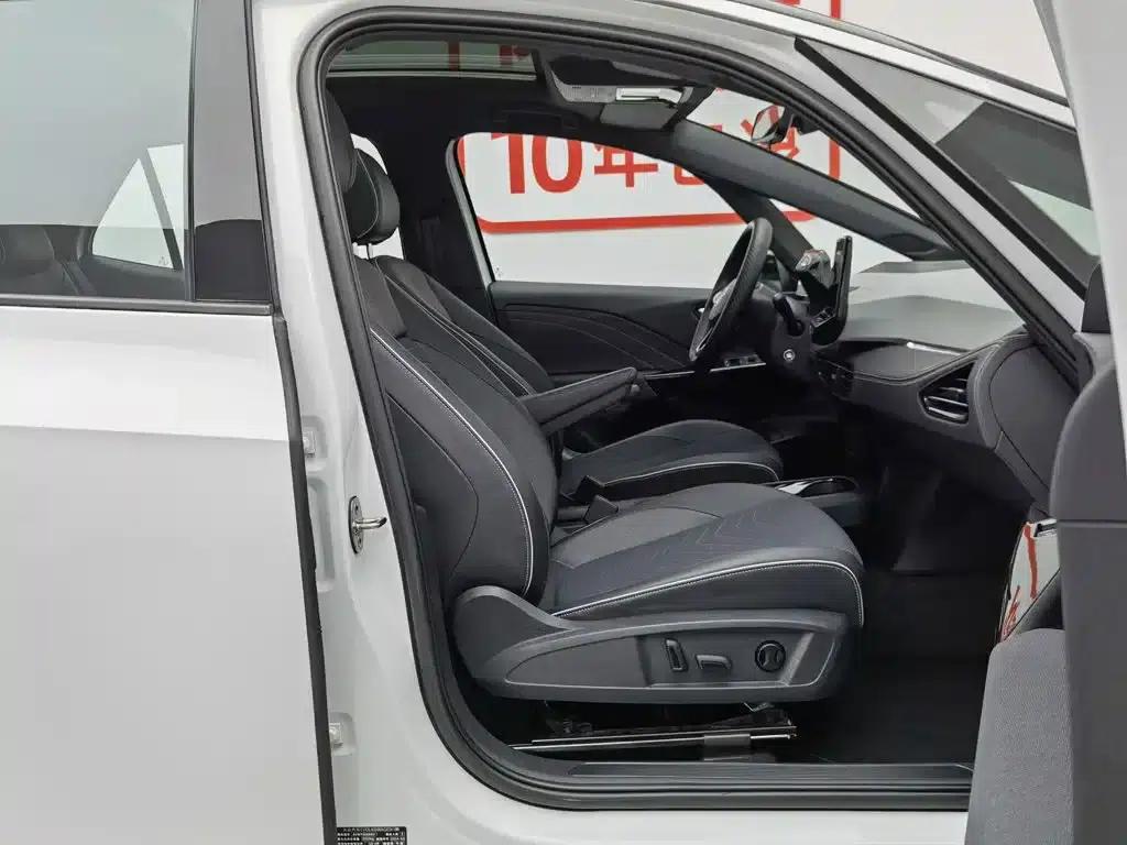 Volkswagen ID.3 2024 Outstanding Edition — миниатюра 23