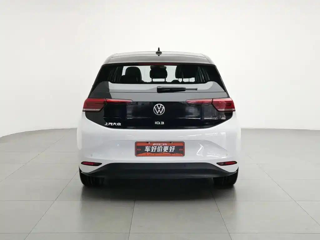 Volkswagen ID.3 2024 Outstanding Edition — миниатюра 4