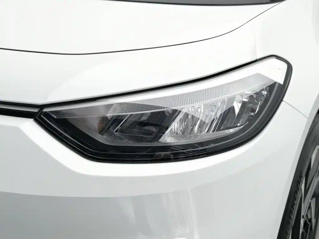Volkswagen ID.3 2024 Outstanding Edition — миниатюра 7