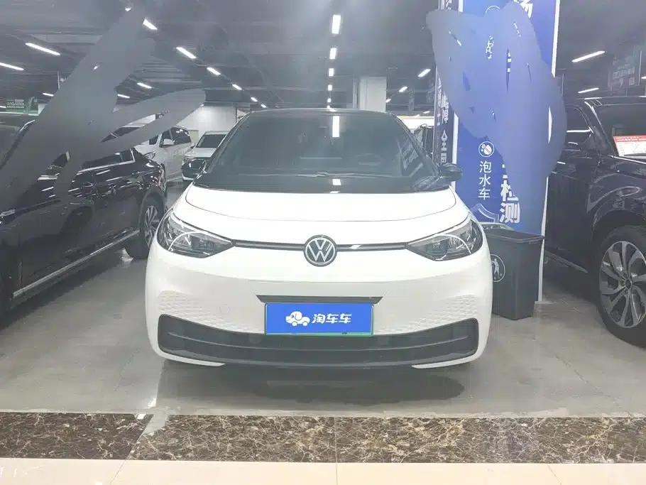 Volkswagen ID.3 2025 Smart Edition - Outstanding Version — миниатюра 2