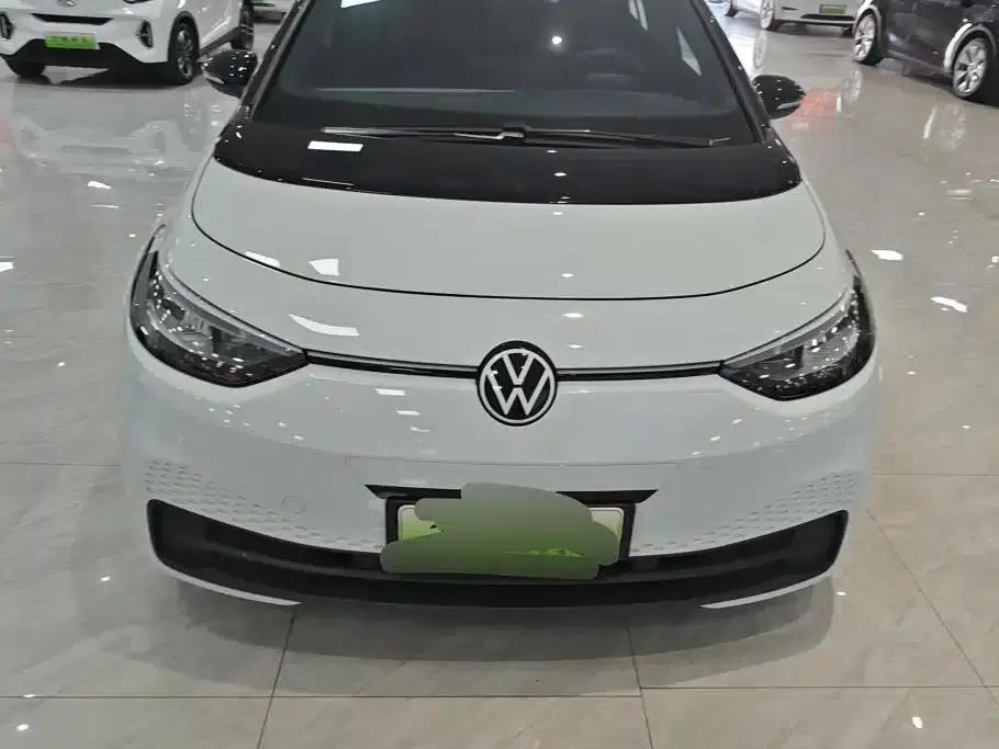 Volkswagen ID.3 2023 Pure Smart Edition — миниатюра 2