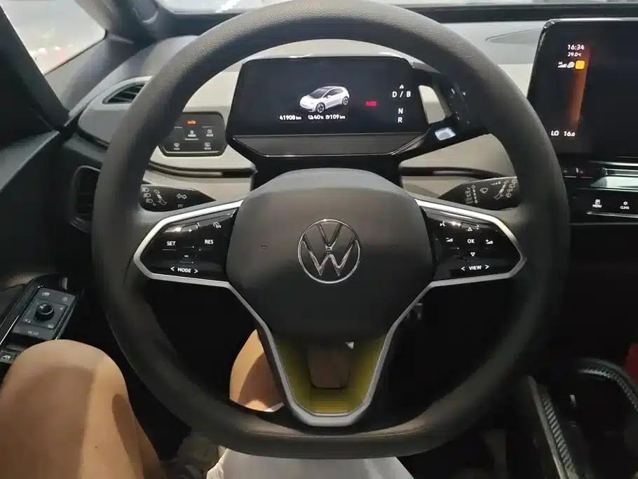 Volkswagen ID.3 2023 Pure Smart Edition — миниатюра 15
