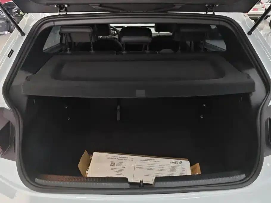 Volkswagen ID.3 2023 Pure Smart Edition — миниатюра 4