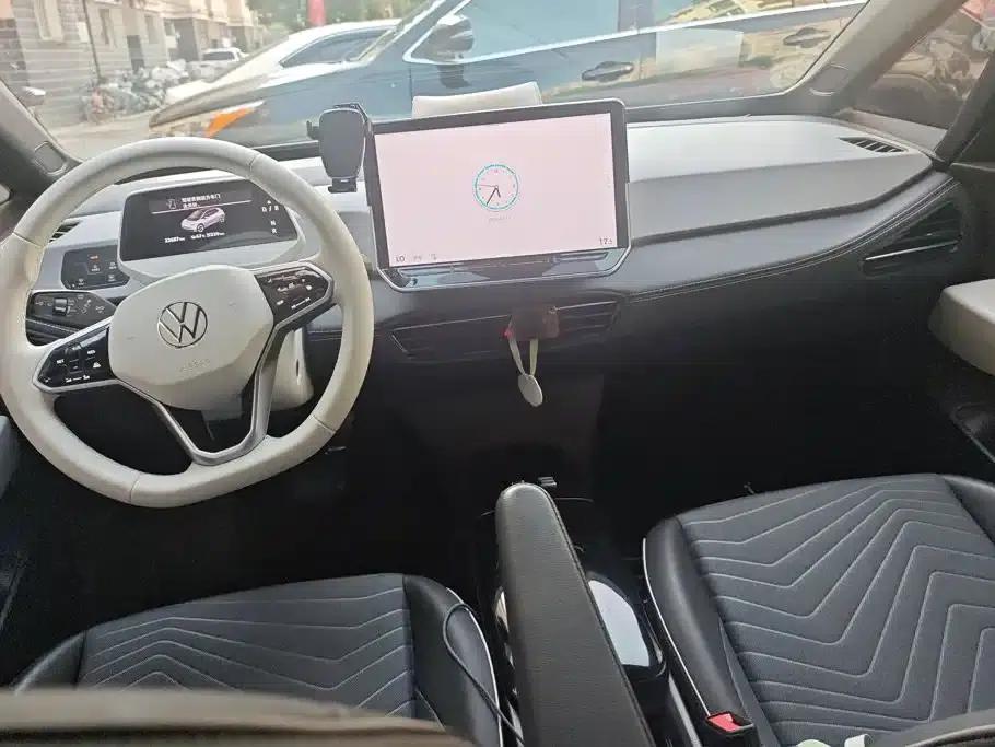 Volkswagen ID.3 2025 Smart Edition with Outstanding Oxygen — миниатюра 12