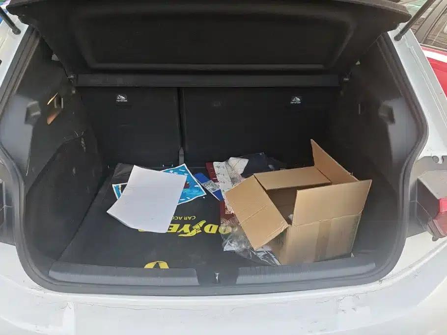 Volkswagen ID.3 2025 Smart Edition with Outstanding Oxygen — миниатюра 4