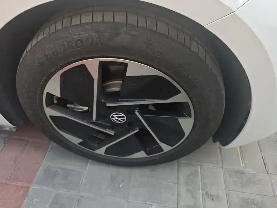 Volkswagen ID.3 2025 Smart Edition with Outstanding Oxygen — миниатюра 6
