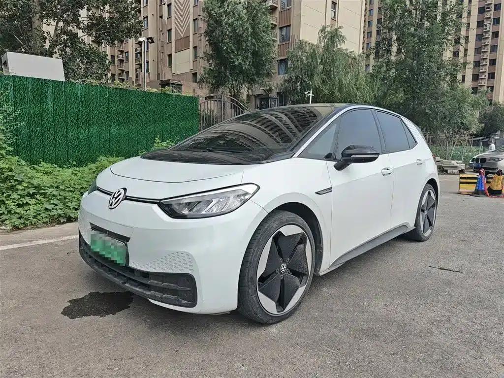 Volkswagen ID.3 2023 Upgraded Pure Smart Edition — миниатюра 1