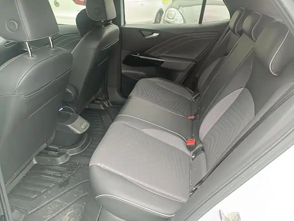Volkswagen ID.3 2024 Outstanding Edition — миниатюра 17