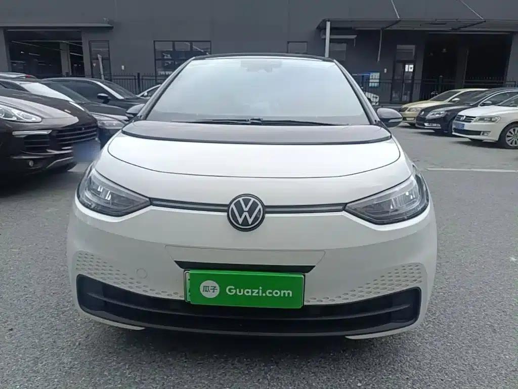 Volkswagen ID.3 2024 Outstanding Edition — миниатюра 3