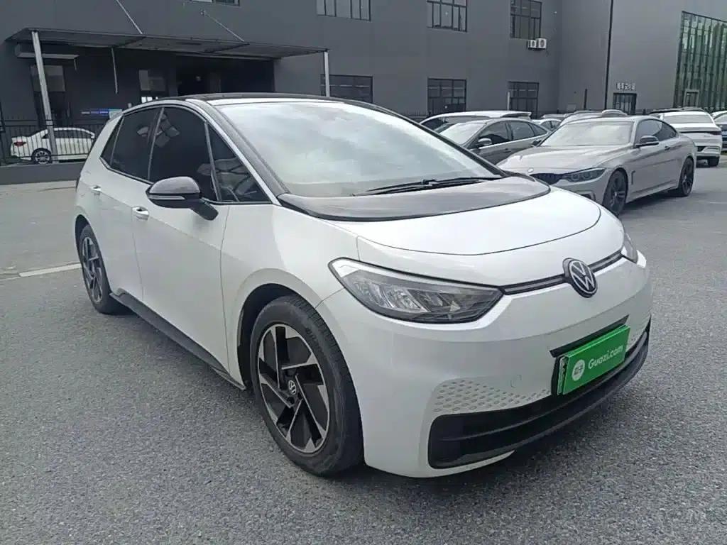 Volkswagen ID.3 2024 Outstanding Edition — миниатюра 4