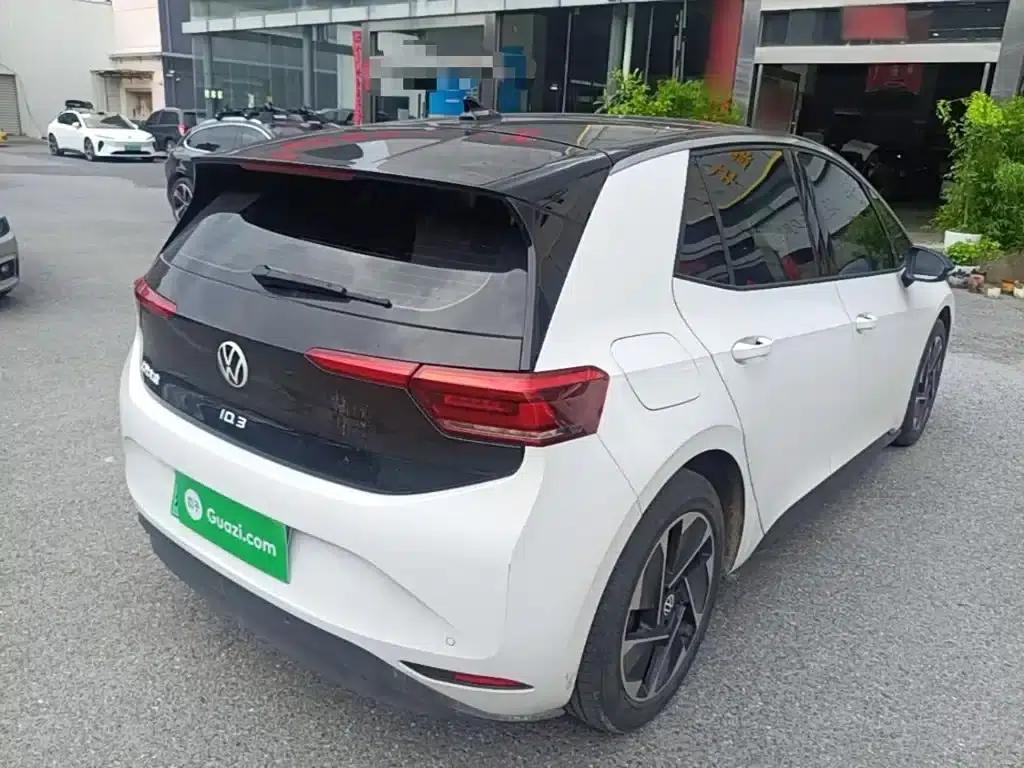 Volkswagen ID.3 2024 Outstanding Edition — миниатюра 7