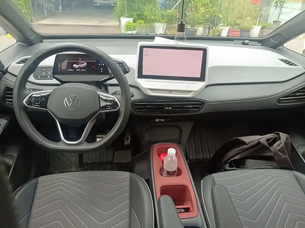 Volkswagen ID.3 2024 Outstanding Edition — миниатюра 10