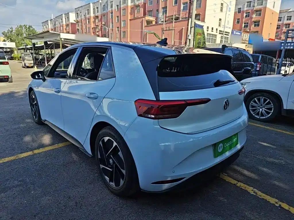 Volkswagen ID.3 2023 Upgraded Pure Smart Edition — миниатюра 5
