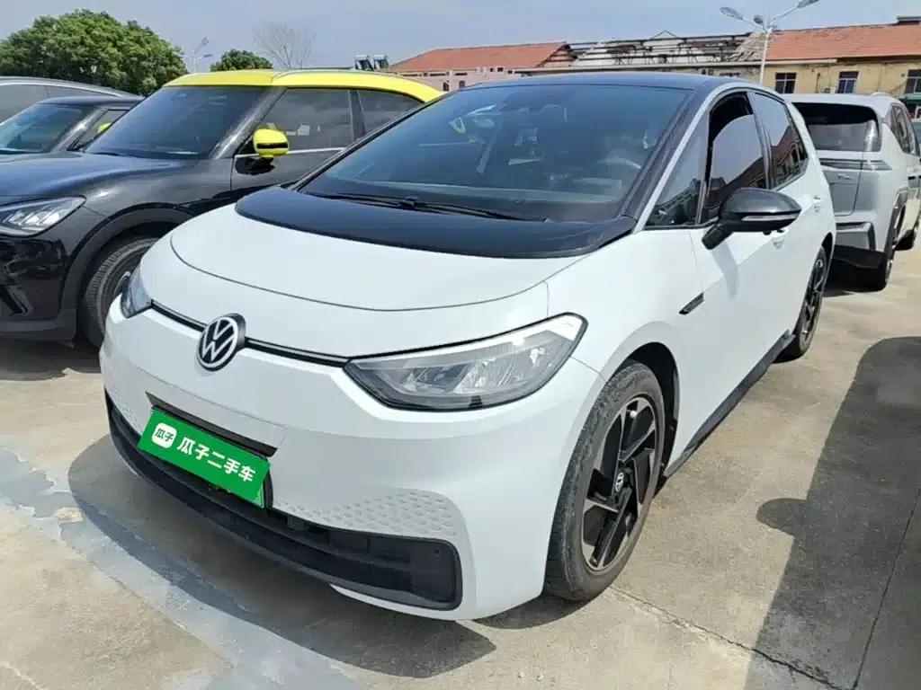 Volkswagen ID.3 2023 Pure Smart Edition — миниатюра 2