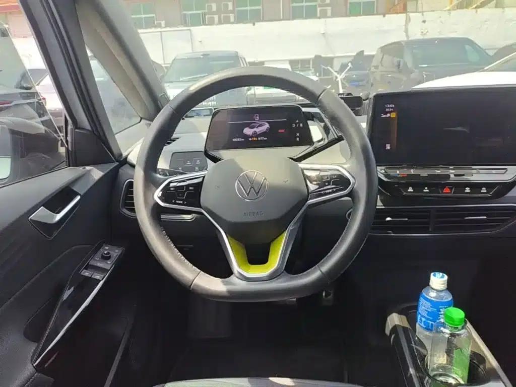 Volkswagen ID.3 2023 Pure Smart Edition — миниатюра 11