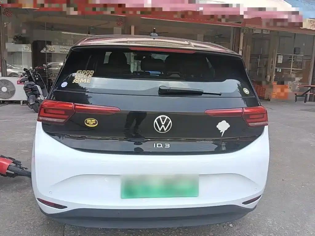 Volkswagen ID.3 2022 Pro Intelligent Edition — миниатюра 6