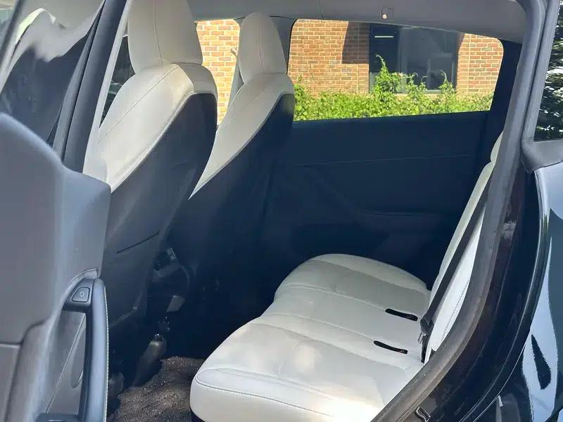 Model Y 2022 Rear-Wheel Drive — миниатюра 25