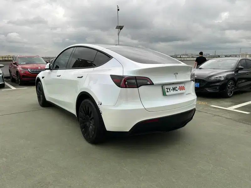 Model Y 2022 Facelift Rear-Wheel Drive Version — миниатюра 4