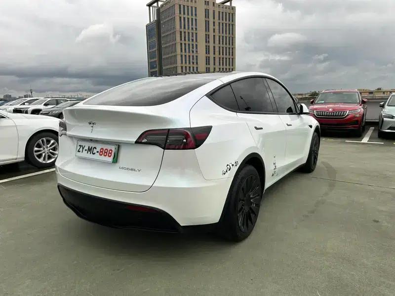 Model Y 2022 Facelift Rear-Wheel Drive Version — миниатюра 6