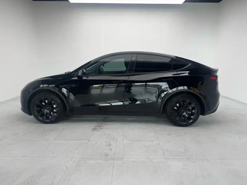 Model Y 2022 Facelift Rear-Wheel Drive Version — миниатюра 4